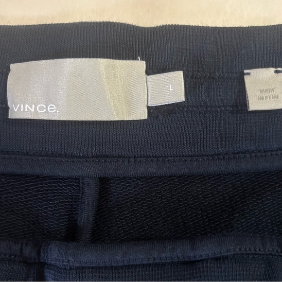 Vince Navy Cotton Drawstring Shorts Men’s Large / 100% Cotton / Casual Luxe 10” - Picture 2 of 8